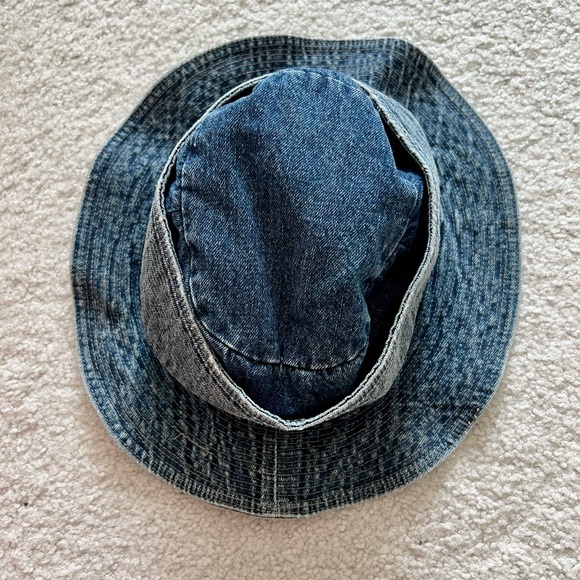 C style denim bucket hat